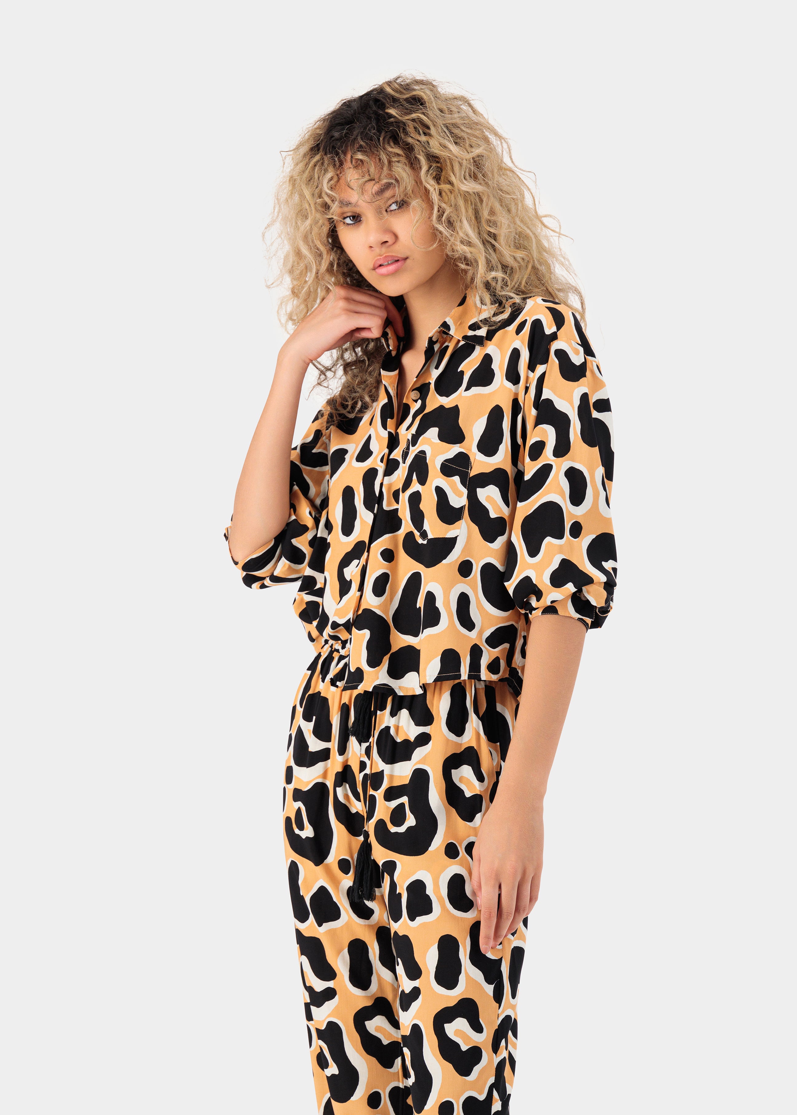 Roar Pants Set